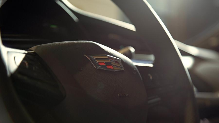 Детали интерьера Cadillac XT4 Sport 2018 года  (NA) (фото 24 из 61)
